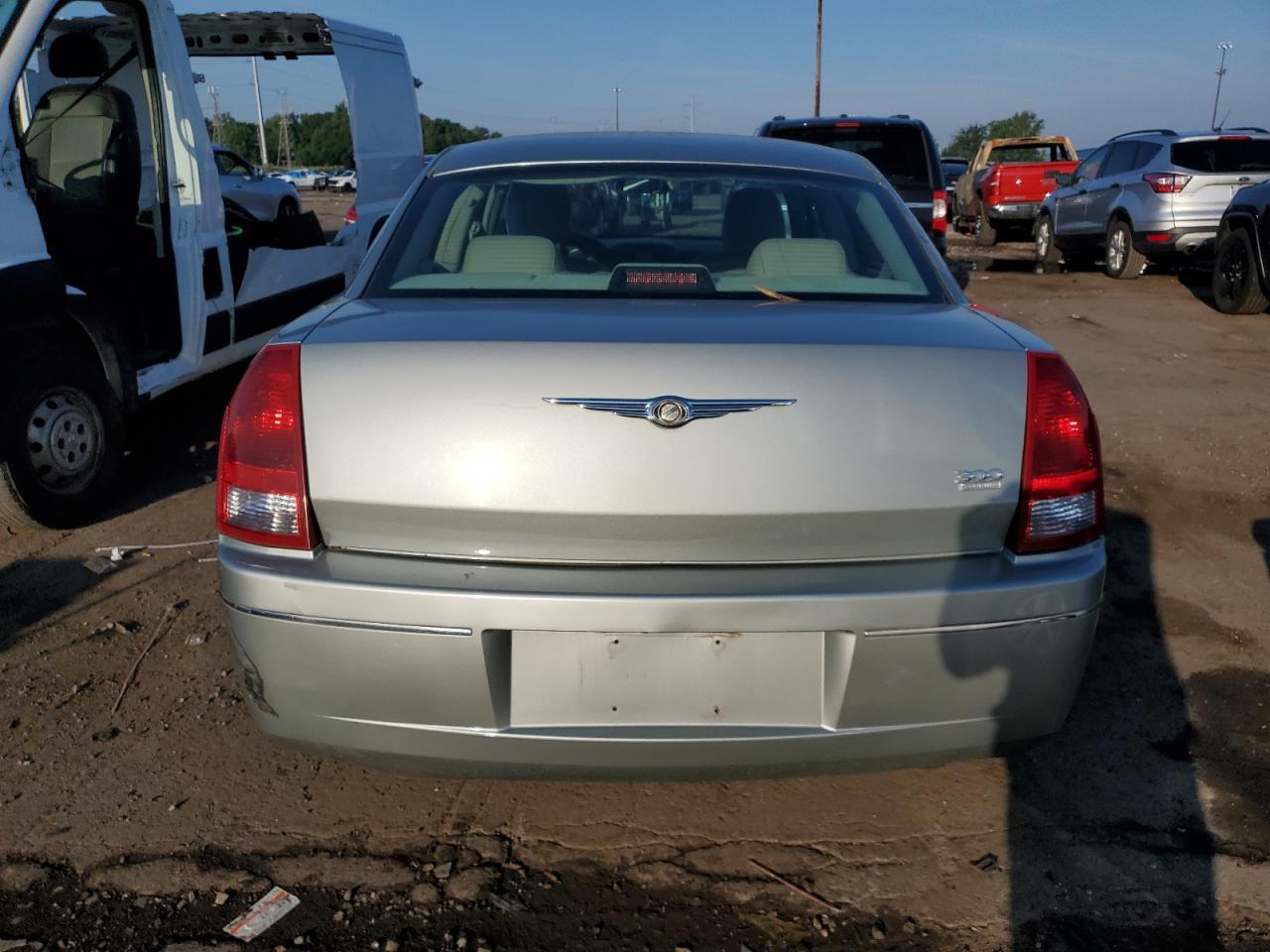 2006 Chrysler 300 Touring - Фото 6