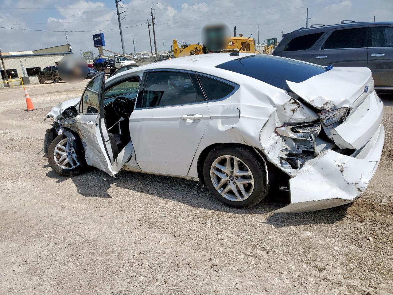 2014 Ford Fusion Se - Image 2