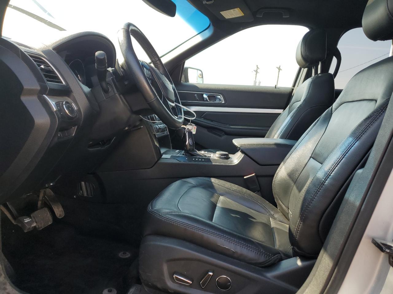 2016 Ford Explorer Xlt - Фото 7