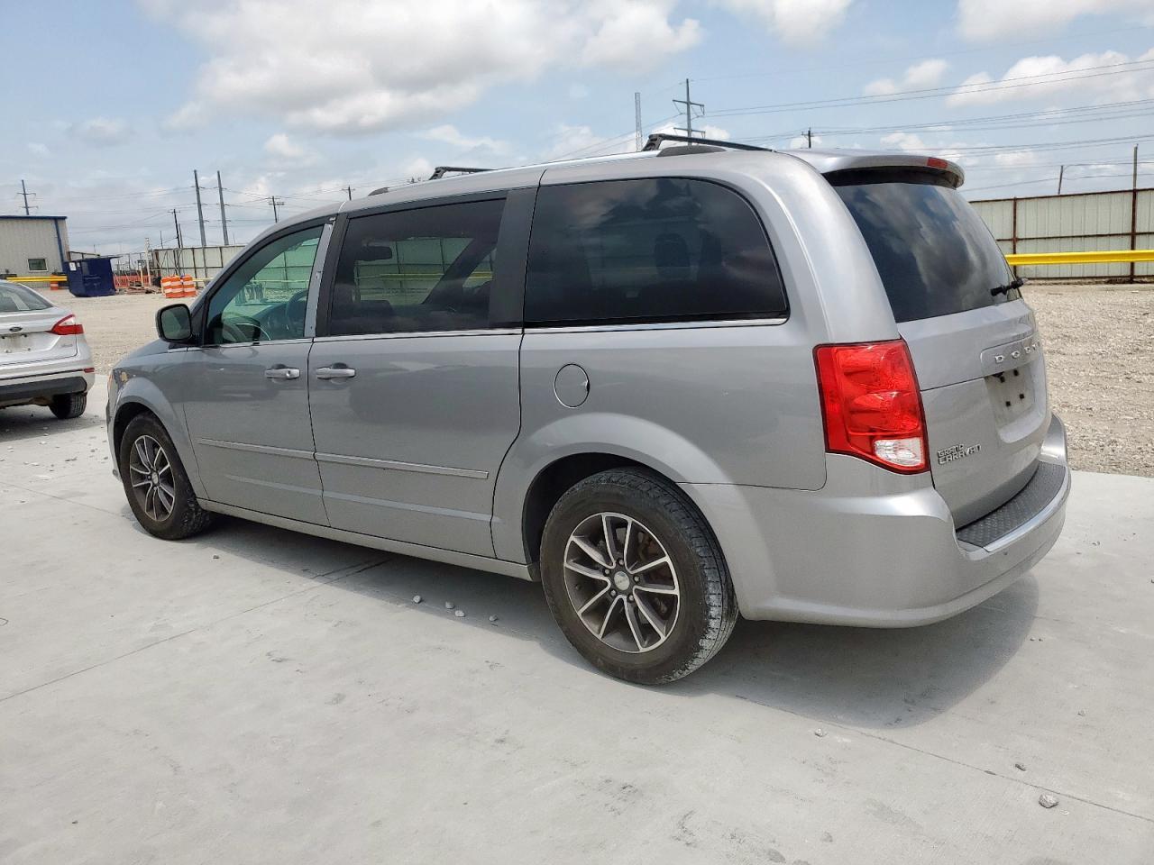 2016 Dodge Grand Caravan Sxt - Фото 2