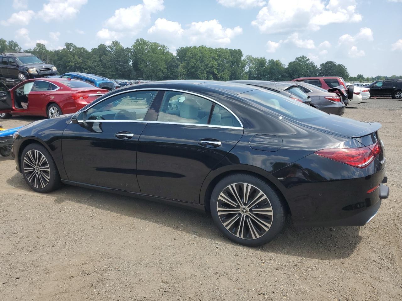 2021 Mercedes-Benz Cla 250 4Matic - Фото 2