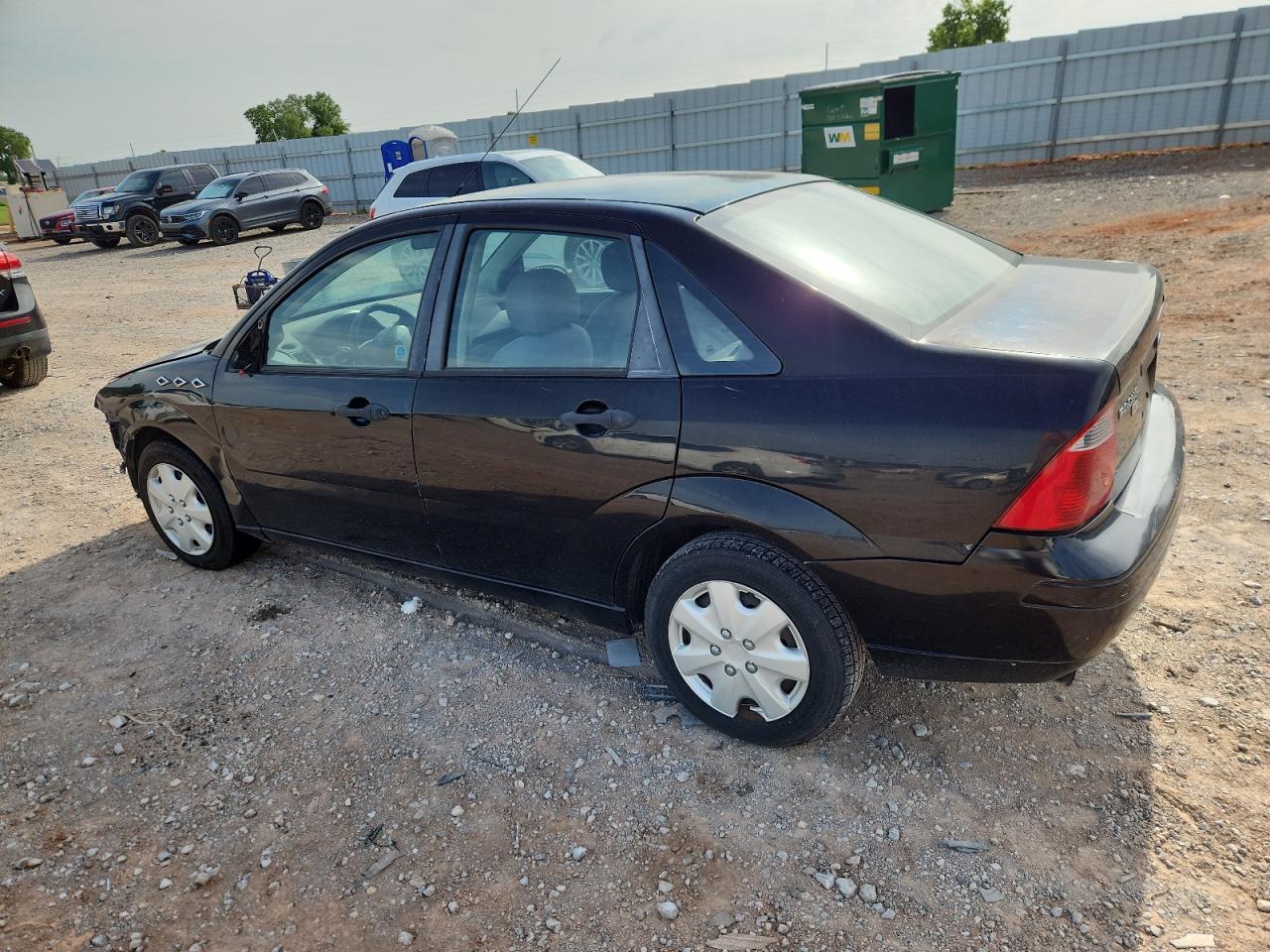2007 Ford Focus Zx4 - Image 2