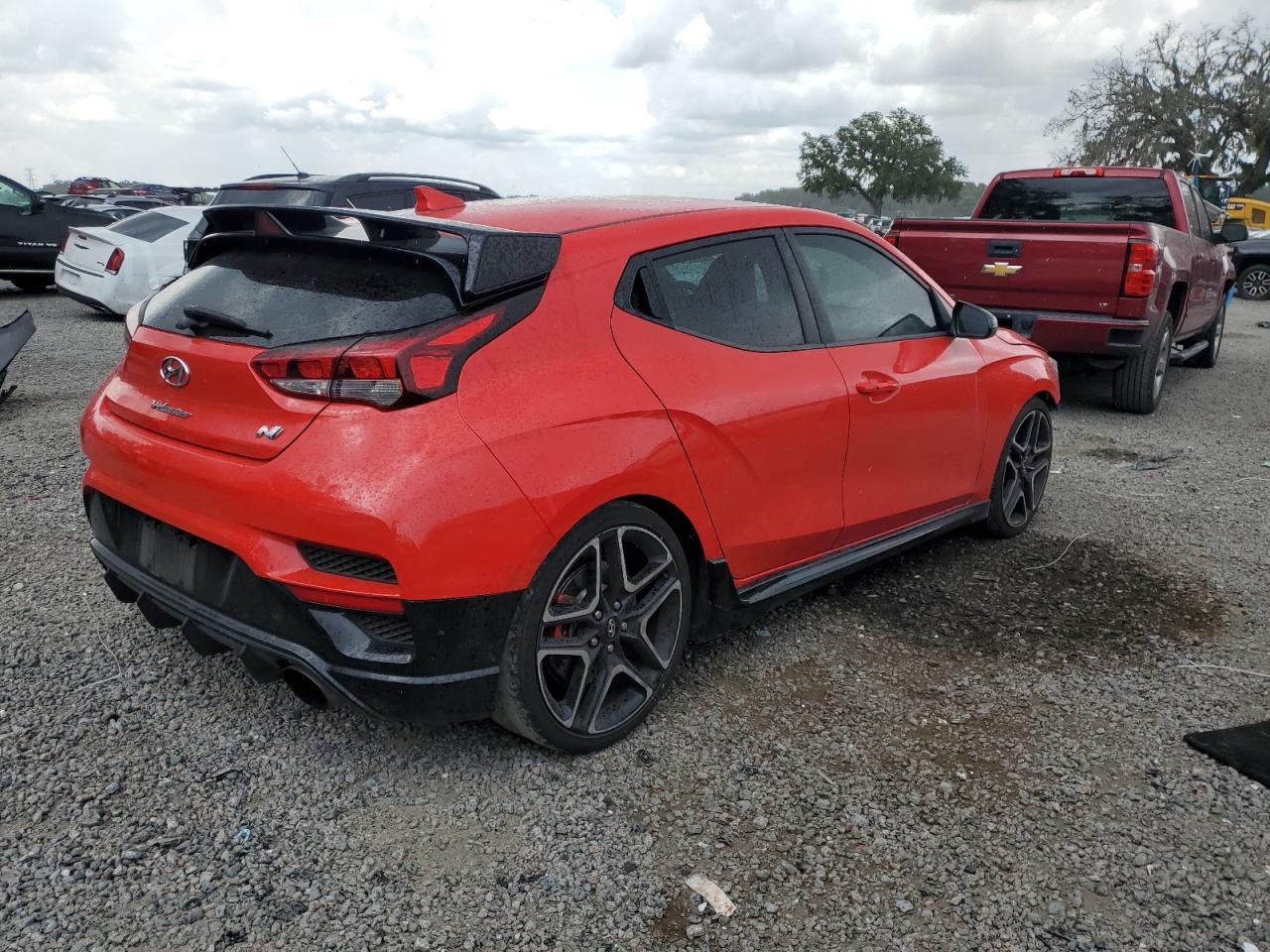 2022 Hyundai Veloster N - Фото 3