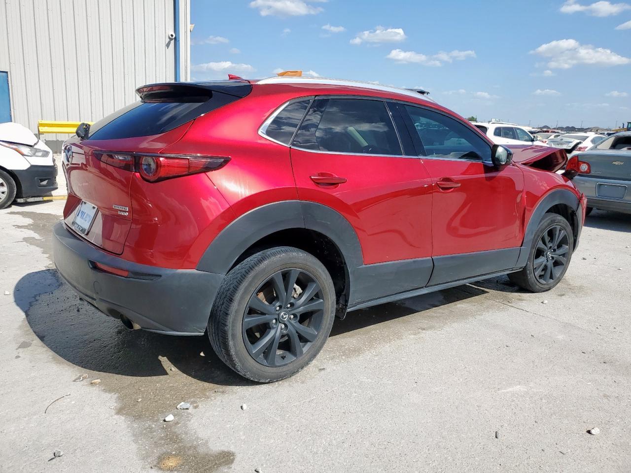 2022 Mazda Cx-30 Premium - Image 3