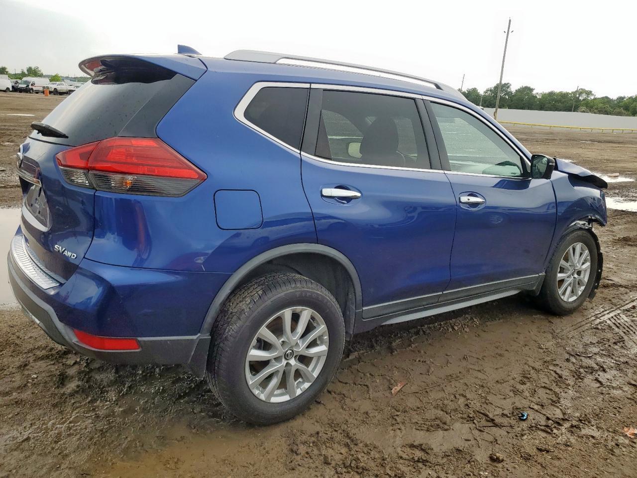 2017 Nissan Rogue S - Image 3
