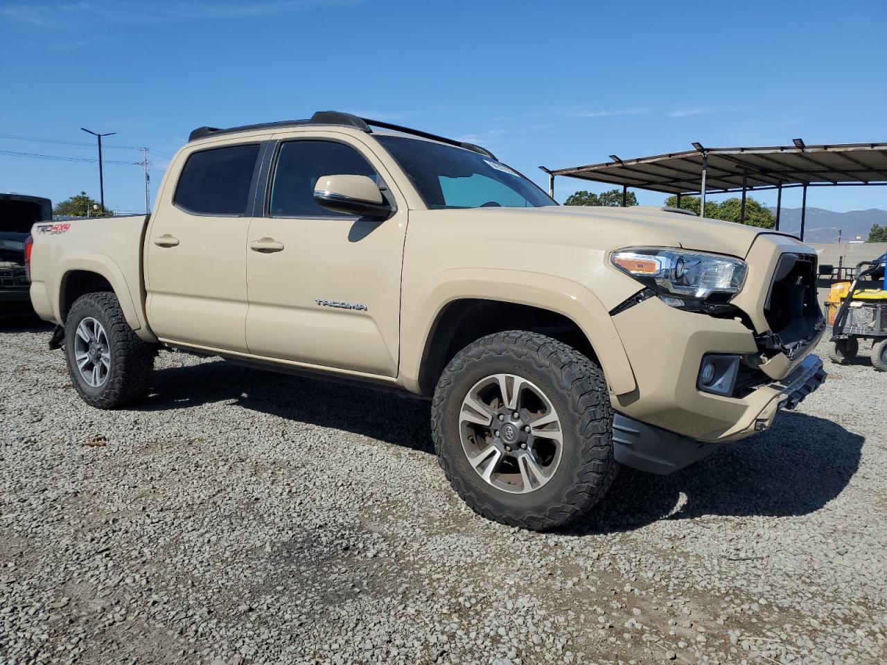 2017 Toyota Tacoma Double Cab - Фото 4