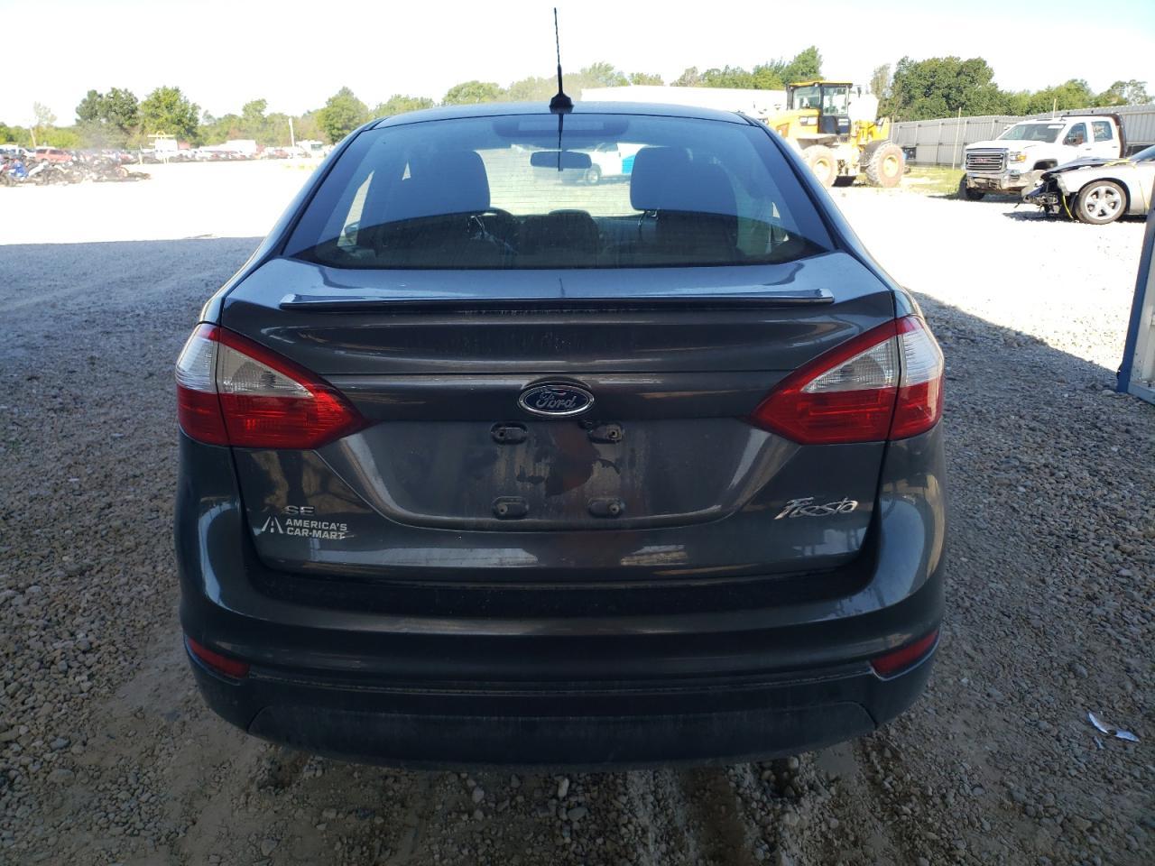 2019 Ford Fiesta Se - Фото 6