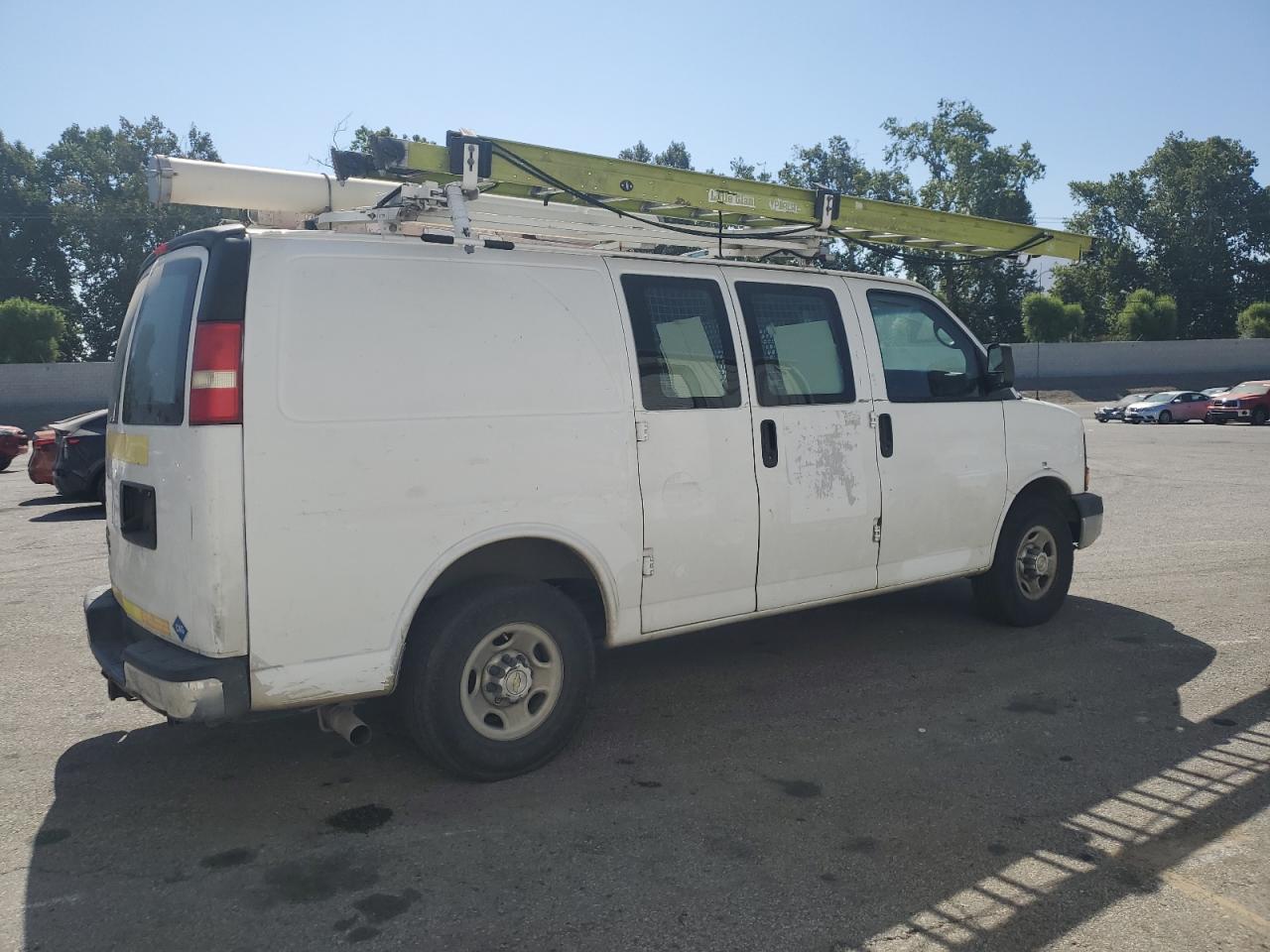 2014 Chevrolet Express G2500 - Фото 3