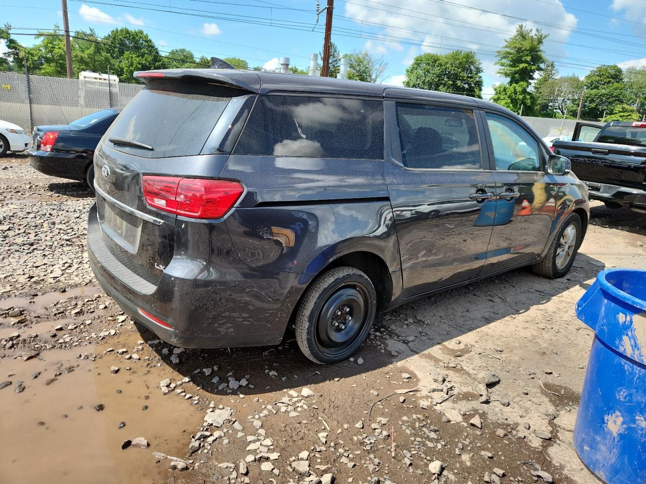 2019 Kia Sedona Lx - Фото 3