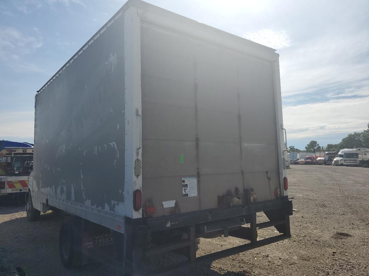 2013 Chevrolet Express G3500 - Фото 2