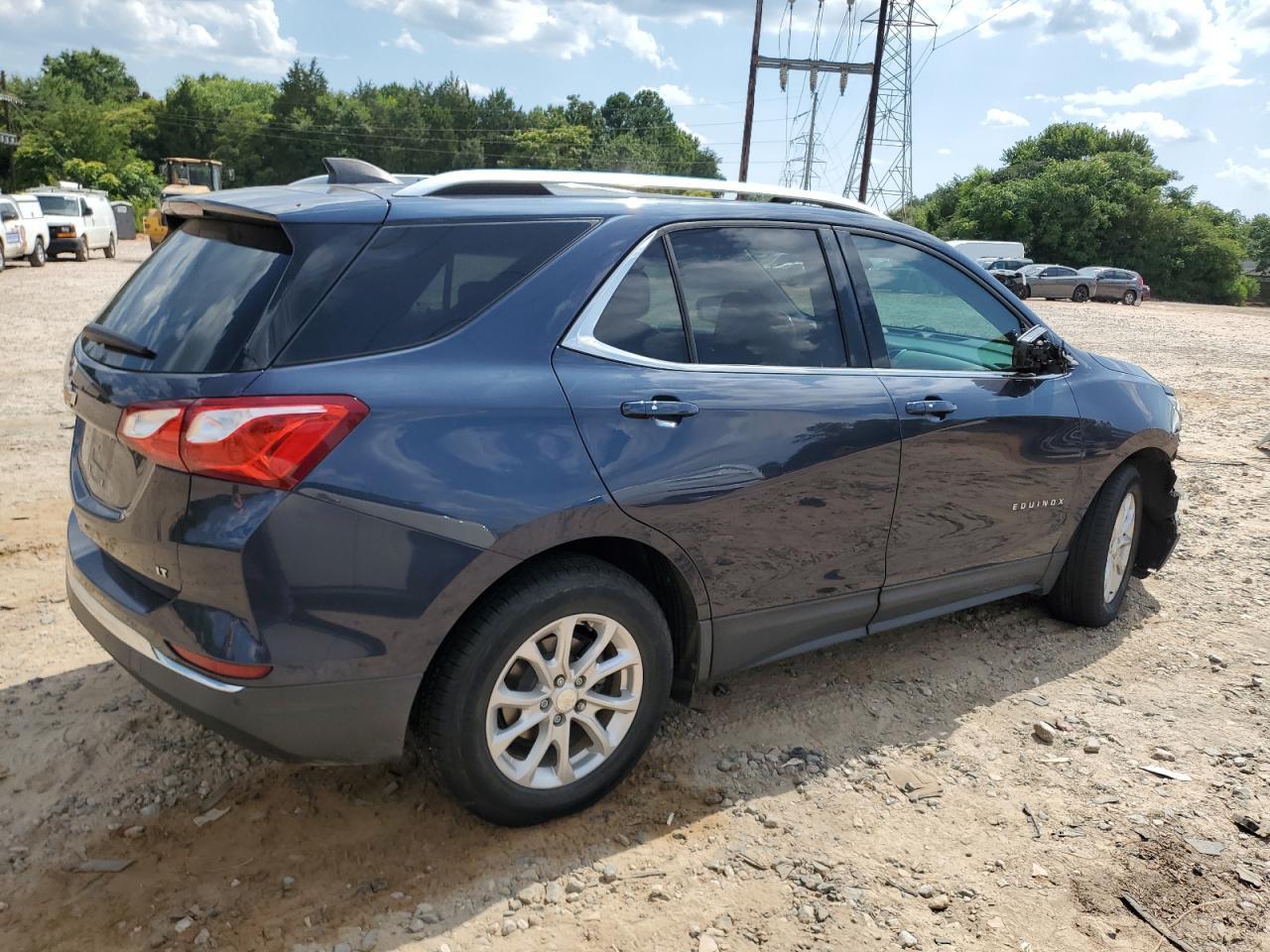 2018 Chevrolet Equinox Lt - Image 3