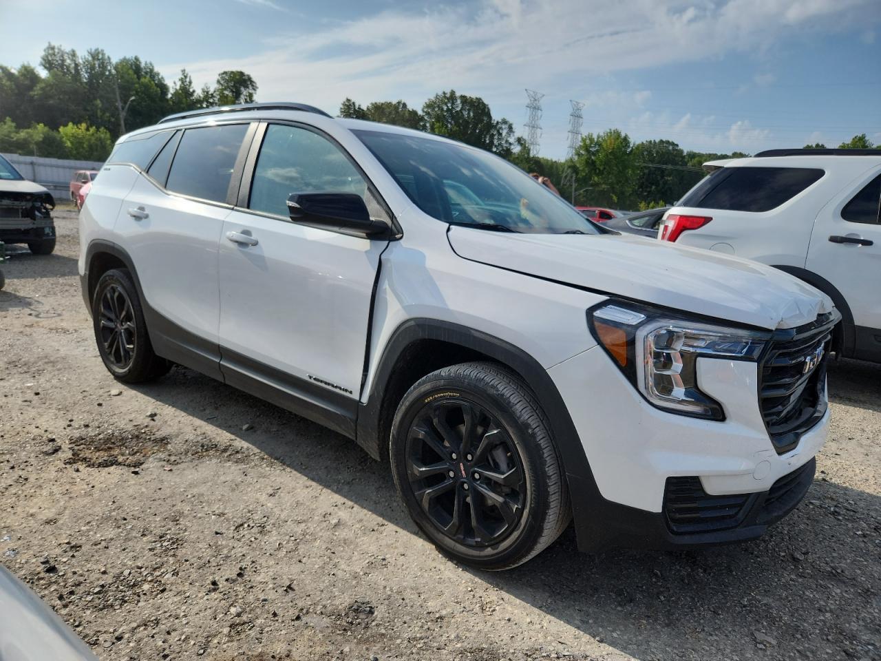 2022 GMC Terrain Sle - Image 4