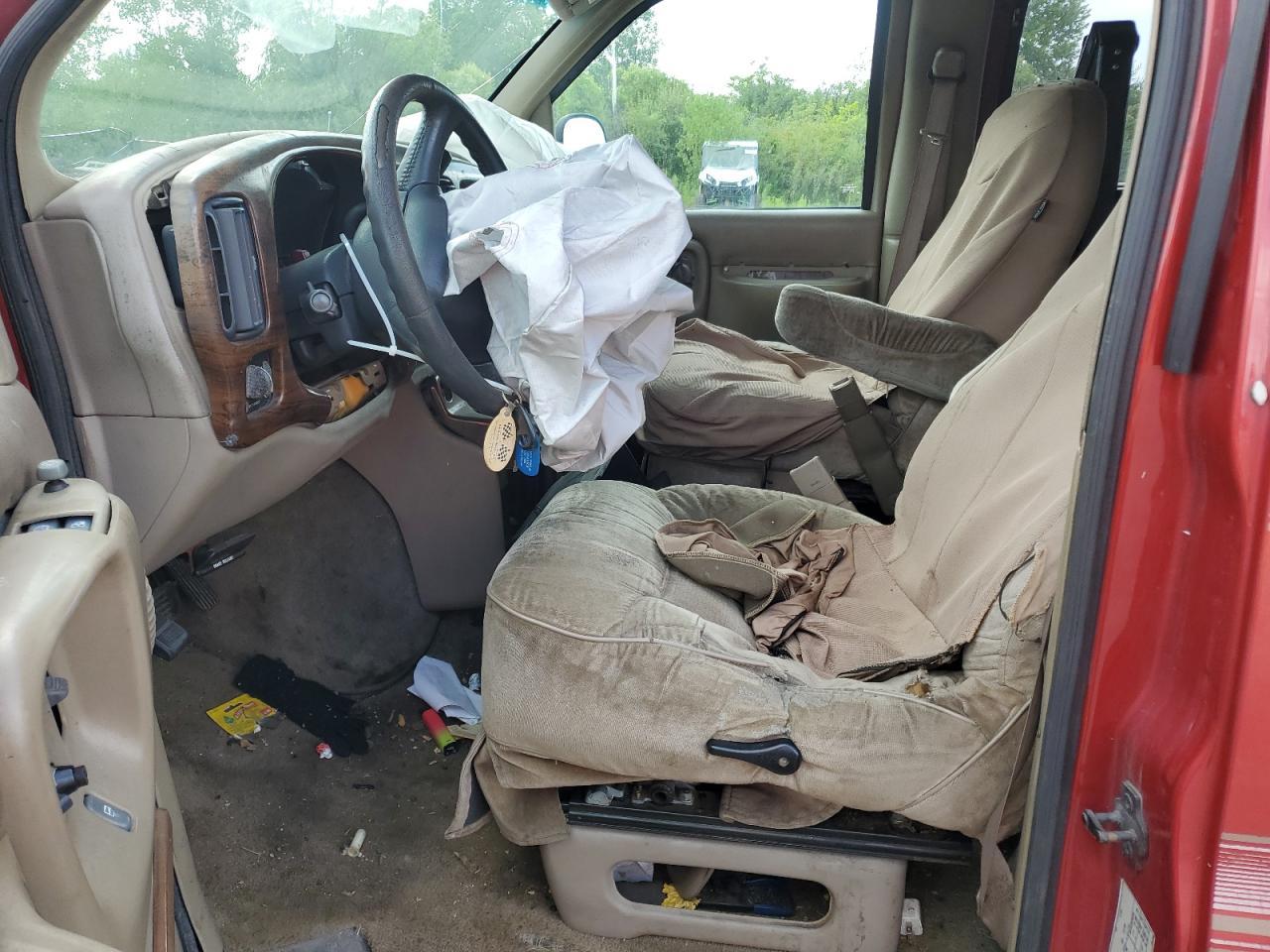 2000 Chevrolet Express G1500 - Image 7