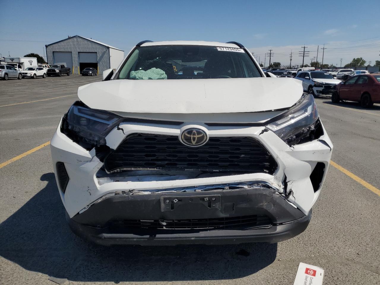 2023 Toyota Rav4 Xle - Image 5