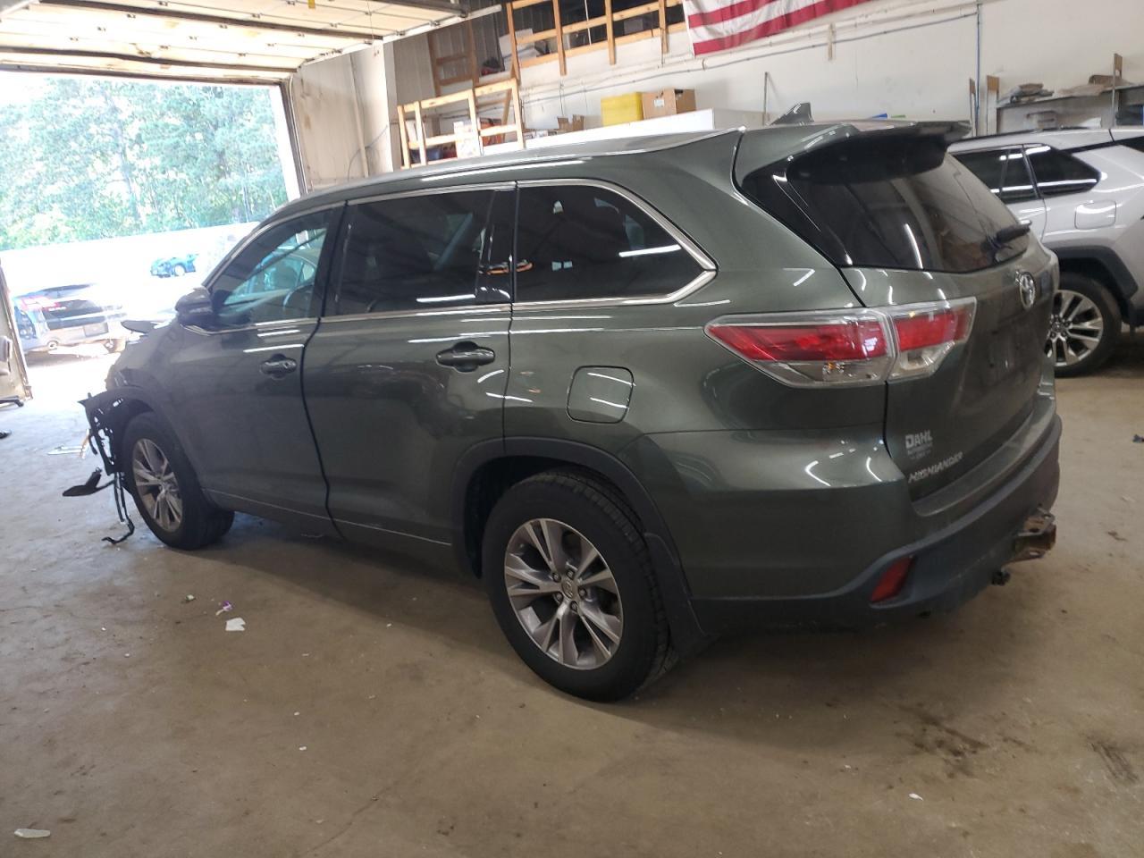2015 Toyota Highlander Xle - Фото 2