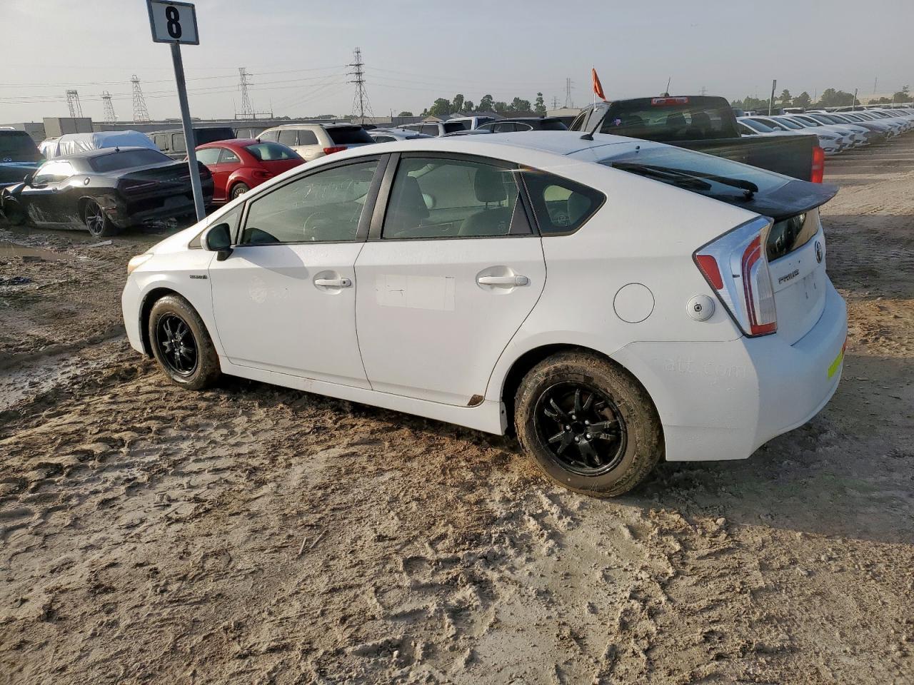2012 Toyota Prius - Image 2