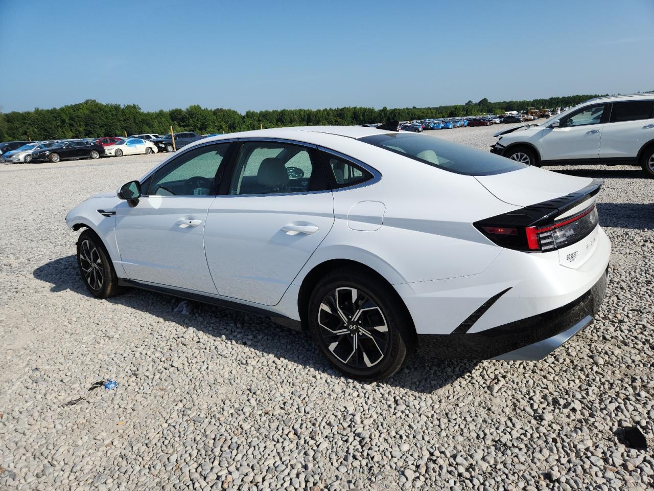 2024 Hyundai Sonata Sel - Image 2