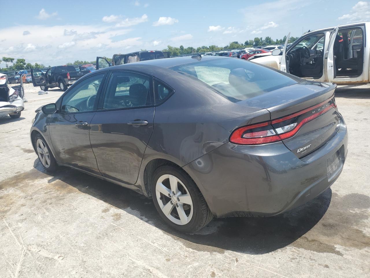 2016 Dodge Dart Sxt - Фото 2