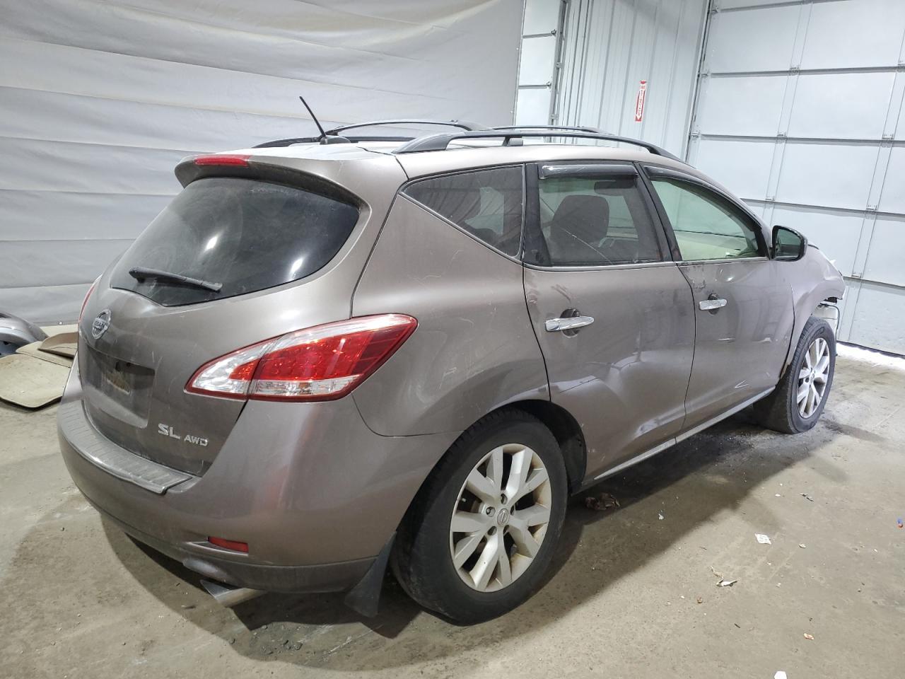 2011 Nissan Murano S - Фото 3