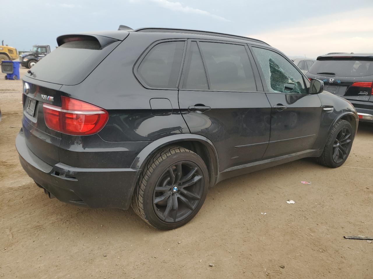 2011 BMW X5 M - Фото 3