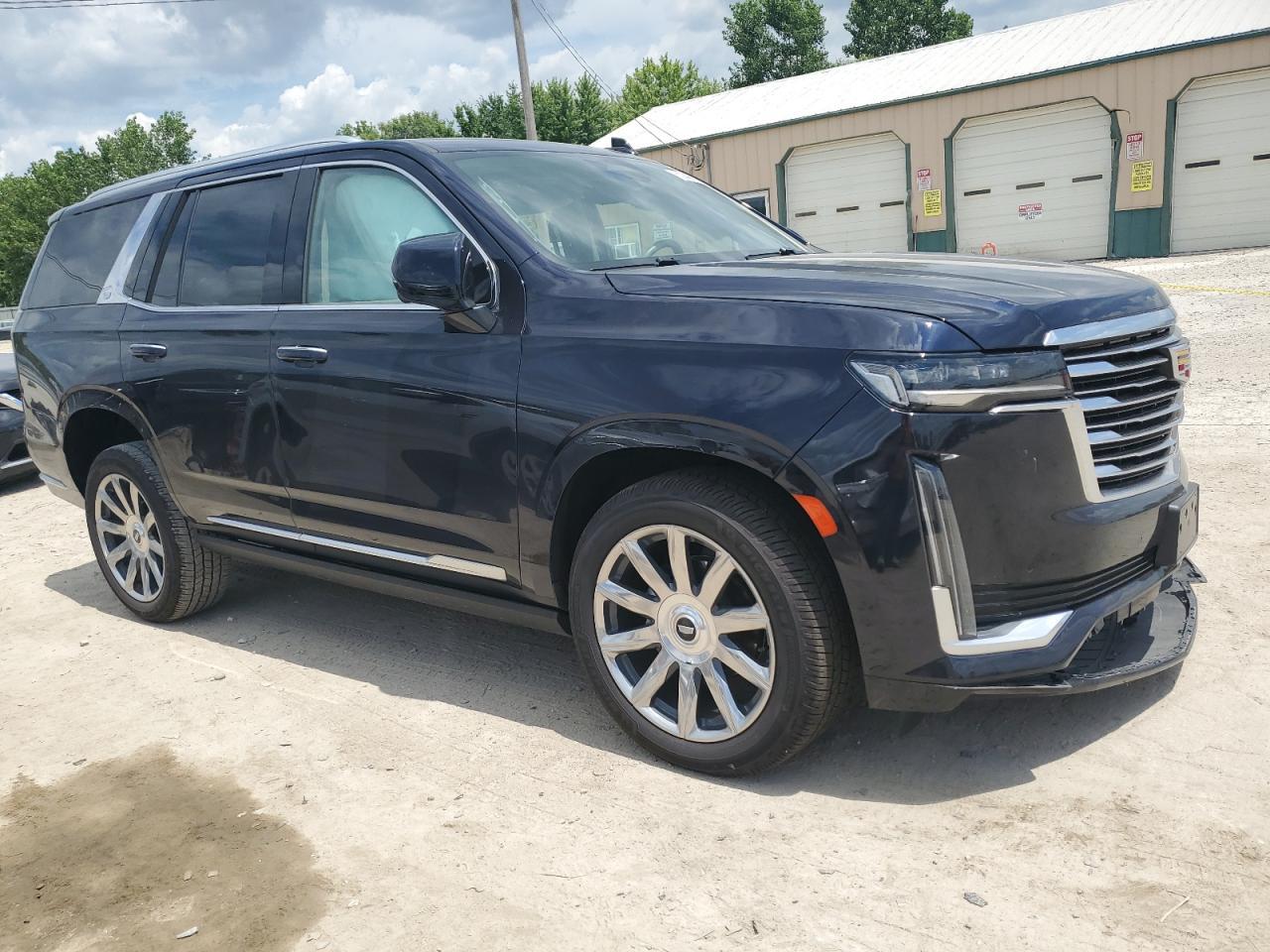 2022 Cadillac Escalade Premium Luxury Platinum - Image 4