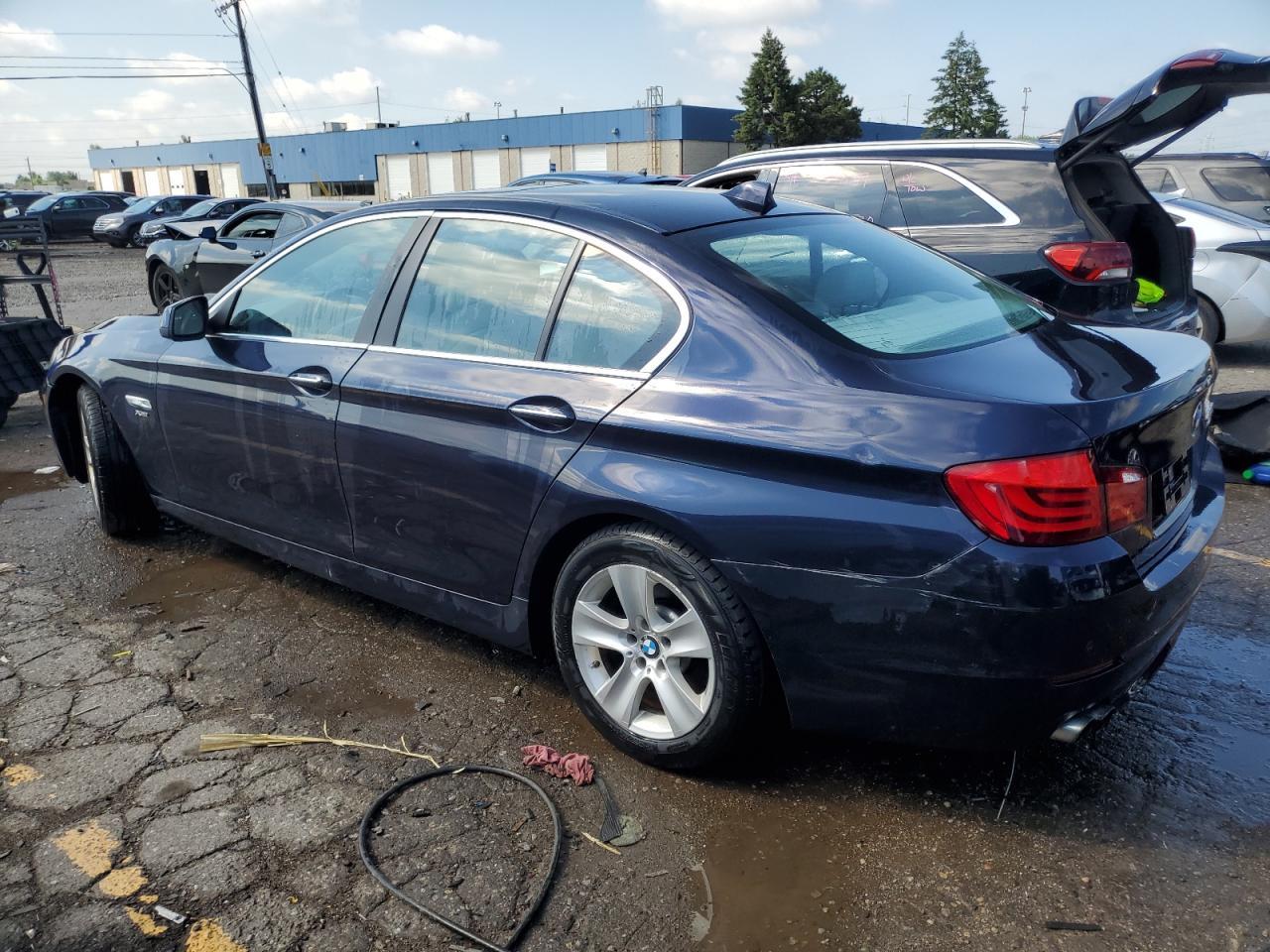 2012 BMW 528 Xi - Фото 2