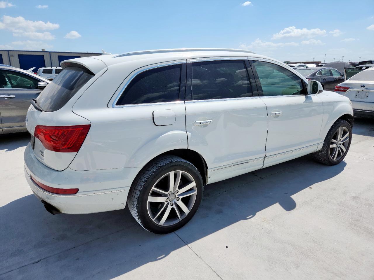 2015 Audi Q7 Premium Plus - Фото 3