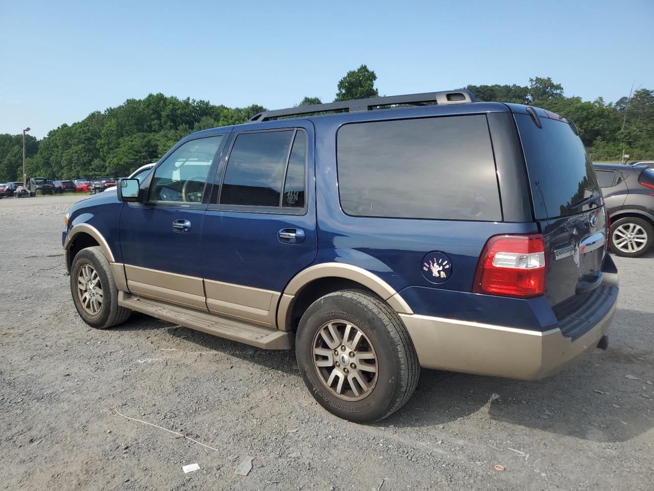2012 Ford Expedition Xlt - Фото 2
