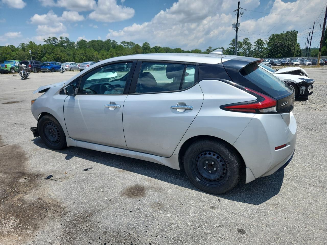 2018 Nissan Leaf S - Фото 2