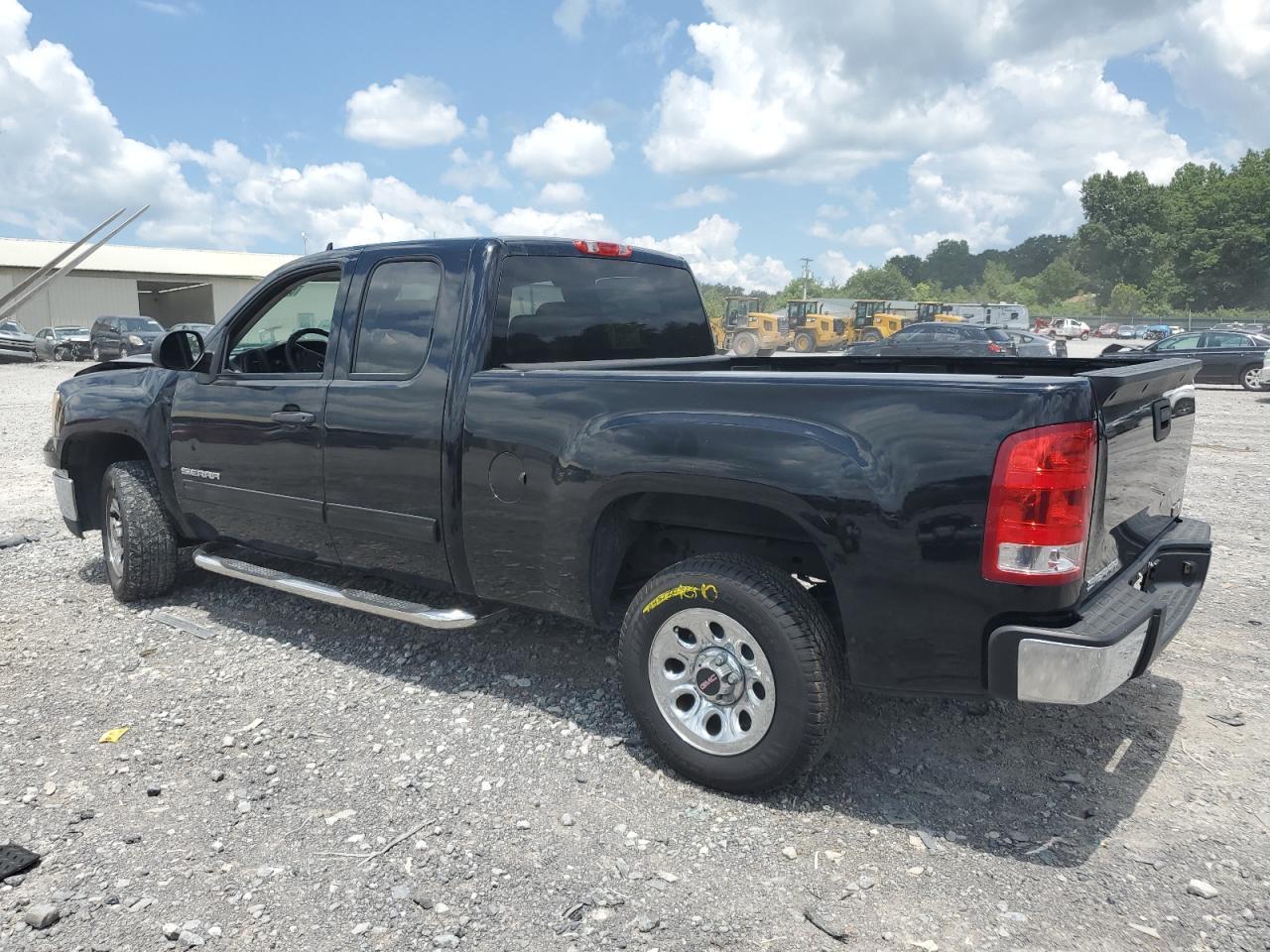 2013 GMC Sierra C1500 Sl - Image 2