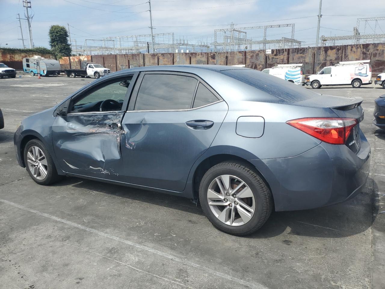 2014 Toyota Corolla Eco - Фото 2