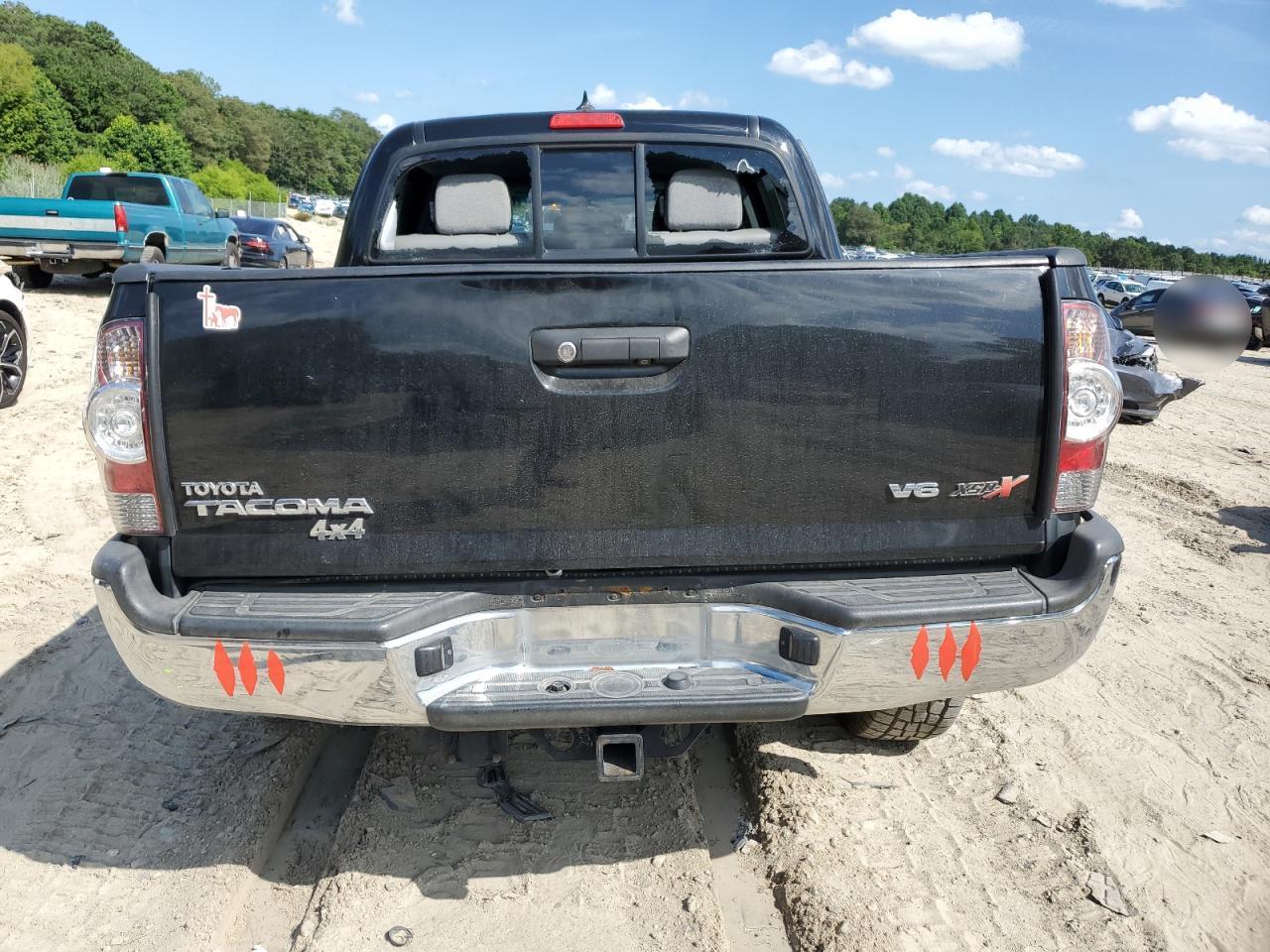 2014 Toyota Tacoma Double Cab - Image 6