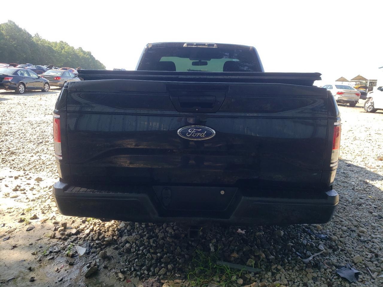 2016 Ford F150 - Image 6