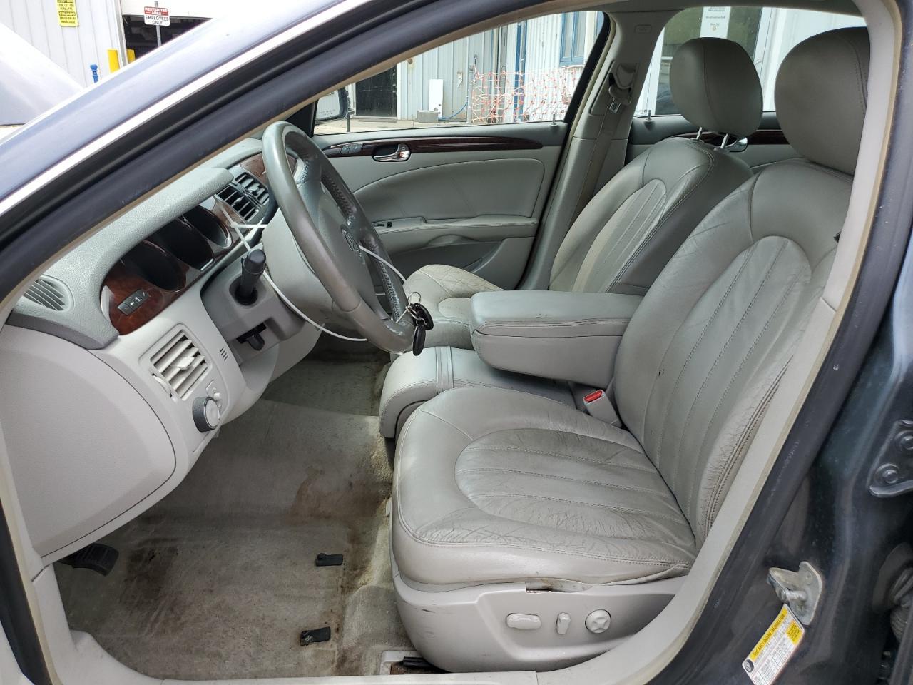 2011 Buick Lucerne Cxl - Image 7