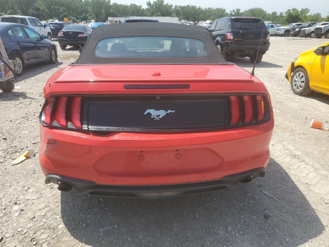 2022 Ford Mustang - Фото 6