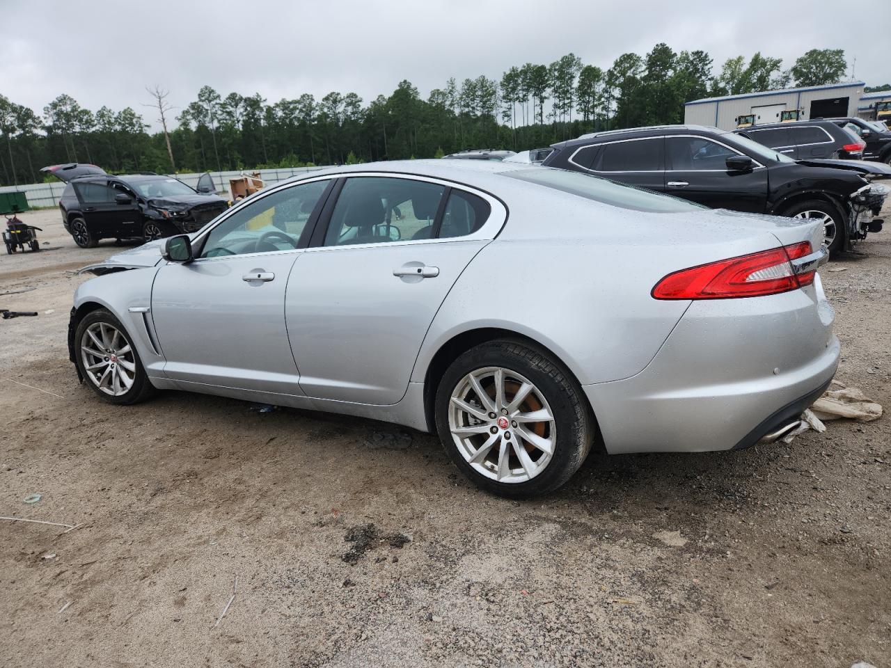 2014 Jaguar Xf - Фото 2