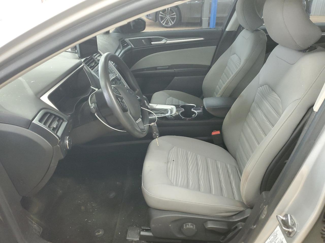 2016 Ford Fusion S - Фото 7