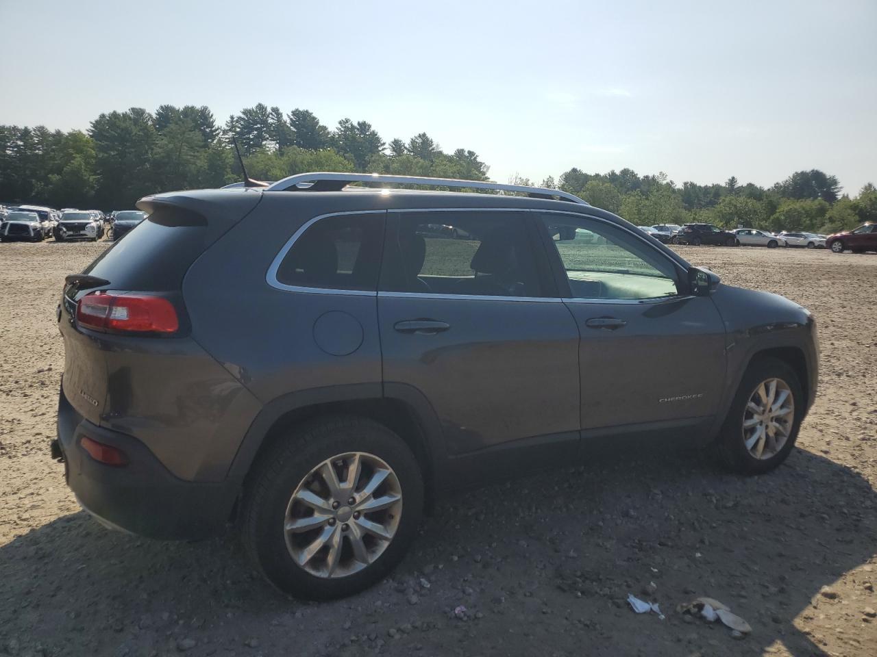 2017 Jeep Cherokee Limited - Image 3
