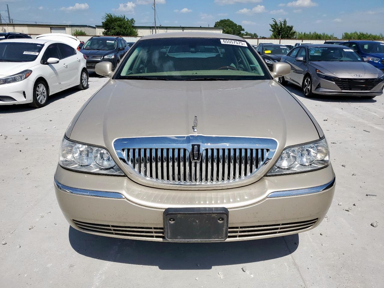 2009 Lincoln Town Car Signature Limited - Фото 5