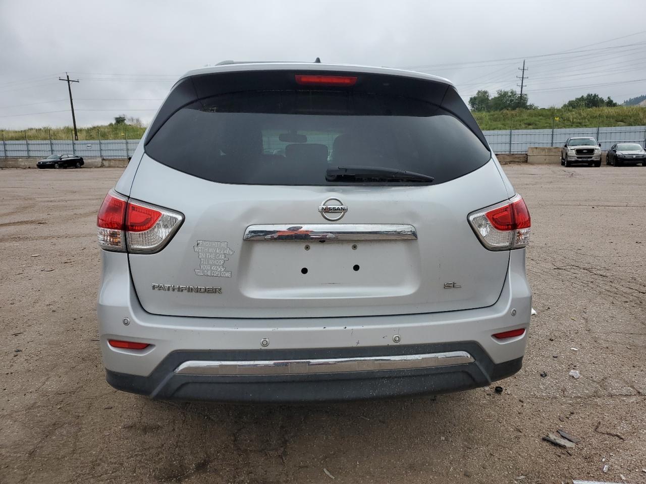 2013 Nissan Pathfinder S - Image 6