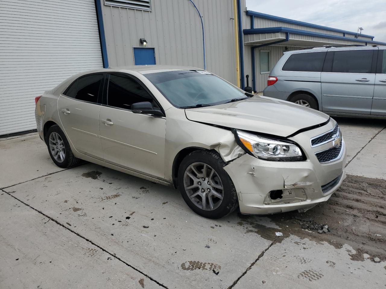 2013 Chevrolet Malibu 1Lt - Фото 4
