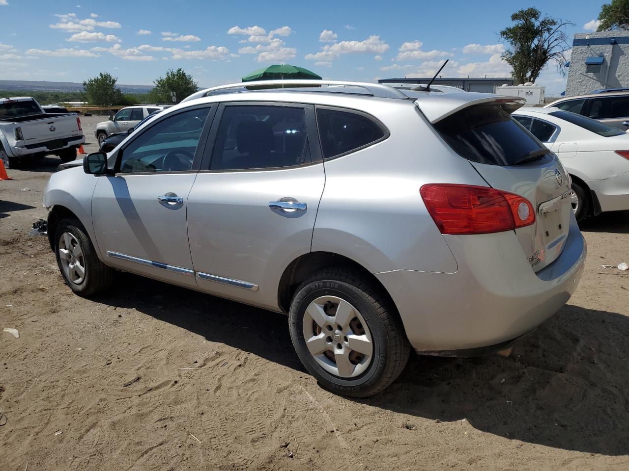2015 Nissan Rogue Select S - Image 2