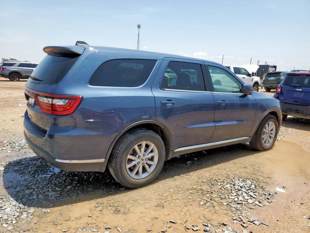 2021 Dodge Durango Sxt - Image 3