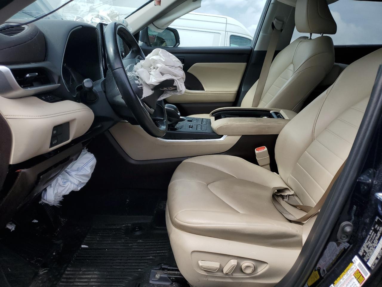 2022 Toyota Highlander Xle - Image 7