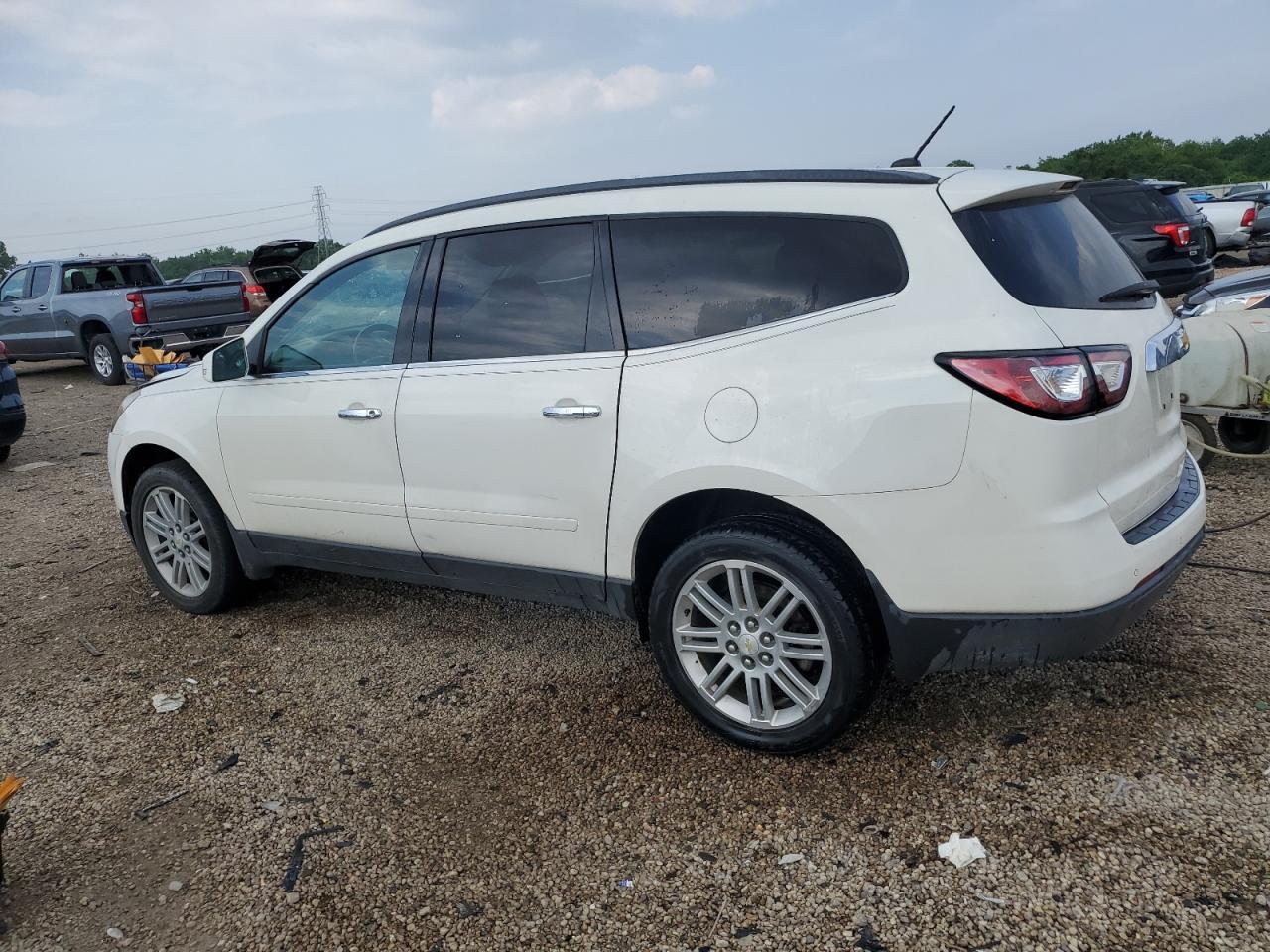 2014 Chevrolet Traverse Lt - Image 2
