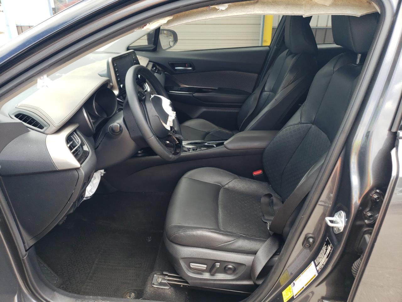 2022 Toyota C-Hr Xle - Фото 7