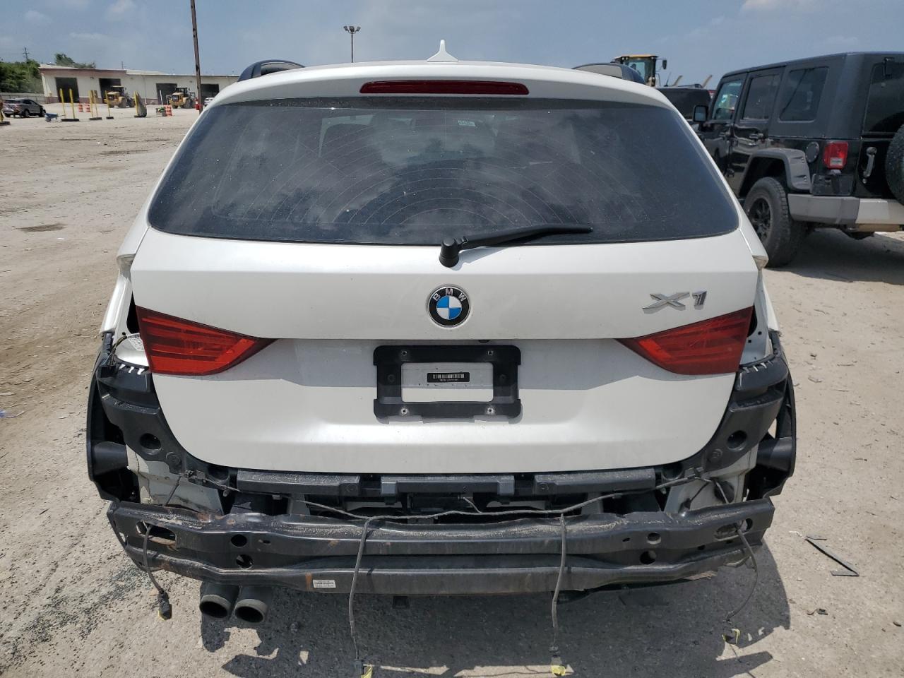 2015 BMW X1 xDrive28I - Image 6