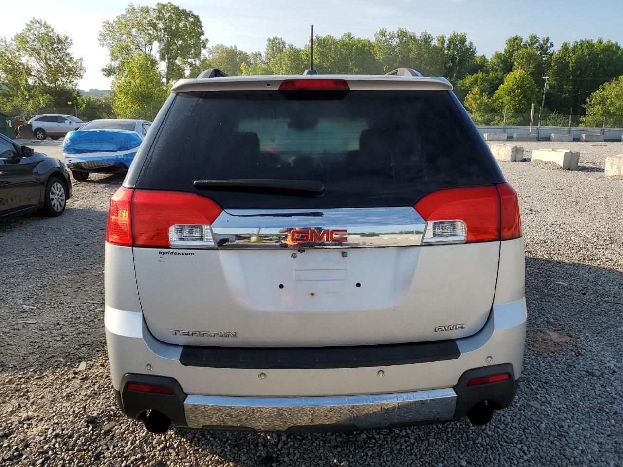 2015 GMC Terrain Slt - Image 6