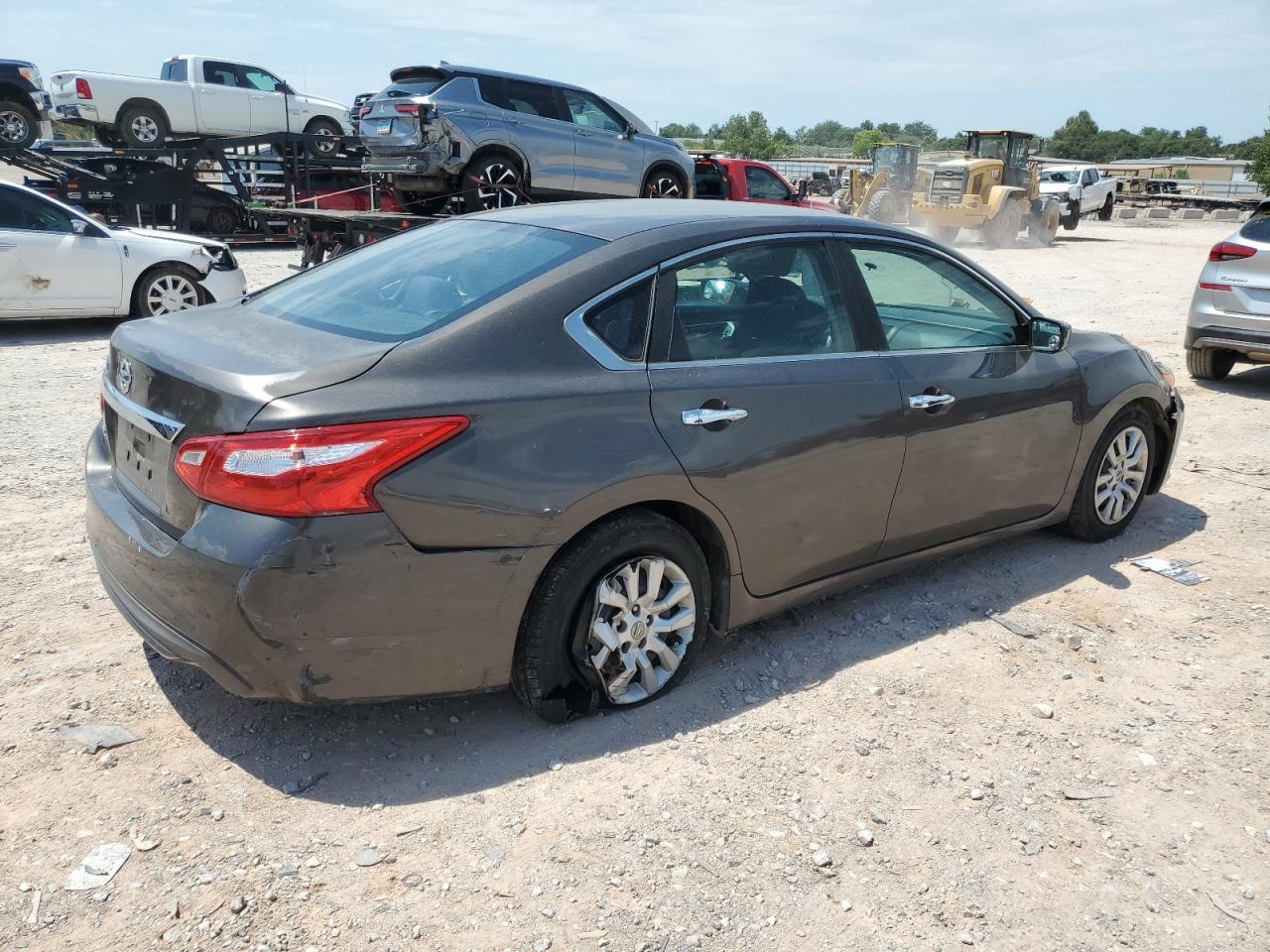 2016 Nissan Altima 2.5 - Фото 3