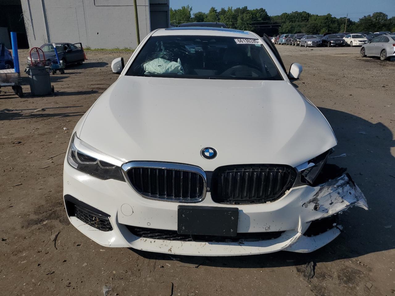 2018 BMW 540 Xi - Image 5